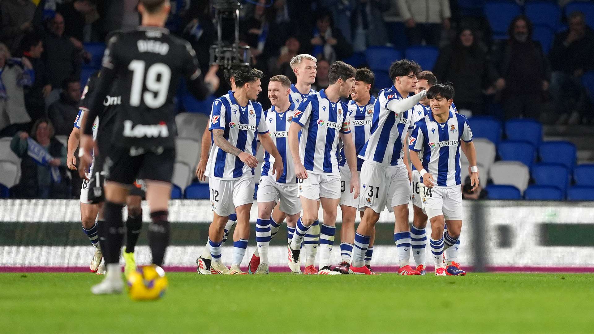 还是在乡村 还是在乡村